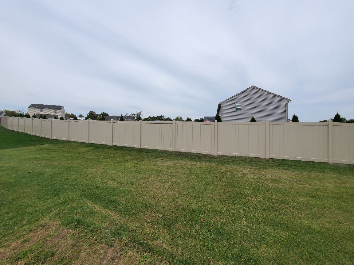 Vinyl Privacy Fence Builder Hanover, PA DREAMscape Outdoors